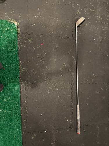 Men's Cobra King Cobra Right Handed Hybrid Stiff Flex 3H (Used)