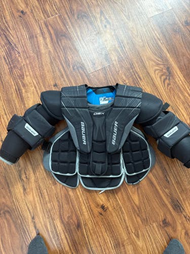 Small / Medium Bauer GSX Goalie Chest Protector (Used)