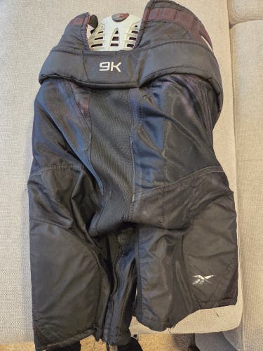 Senior Large Reebok 9K Hockey Pants (Used)