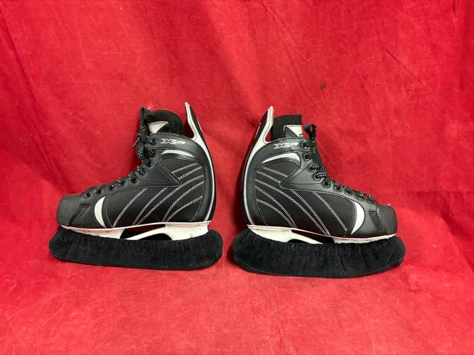 Hockey skates: Winnwell Hockey Skates Size 4 (Used)