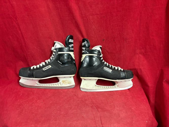 Hockey Skates: Bauer Hockey Skates 13 (Used)