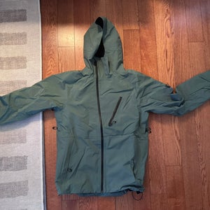 Green Men's Small 686 Jacket (Used)