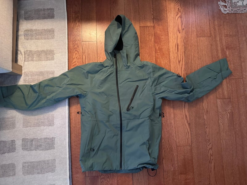 Green Men's Small 686 Jacket (Used)