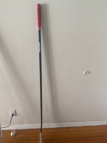 Senior CCM Vizion Right Handed Hockey Stick P29+1/4 75 Flex (New)