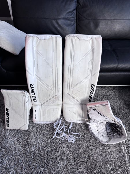32" (XS) Bauer Mach Used Full Set