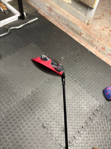 Men's 2023 TaylorMade Stealth 2 Right Handed Driver Regular Flex 10.5 Loft (Used)