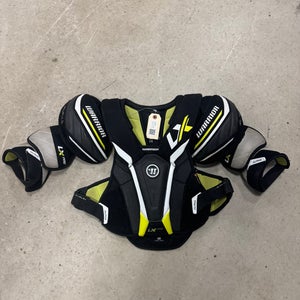 Medium Senior Warrior ALPHA LX PRO Shoulder Pads (Used)