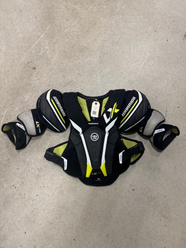 Medium Senior Warrior ALPHA LX PRO Shoulder Pads (Used)