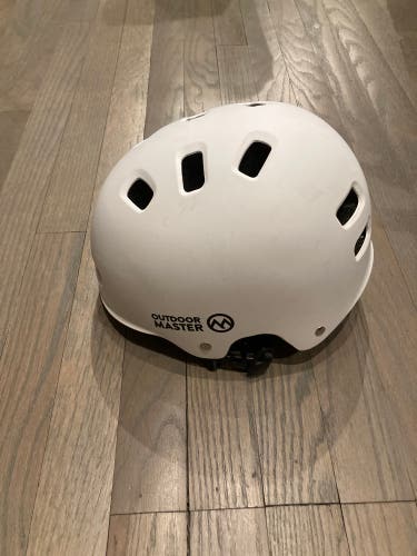 Outdoor Master Ski Helmet | Medium