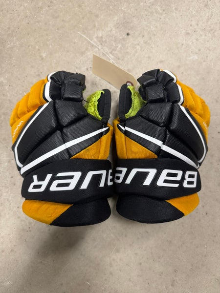 Black Junior Bauer Vapor 3X Gloves 11" (Used)