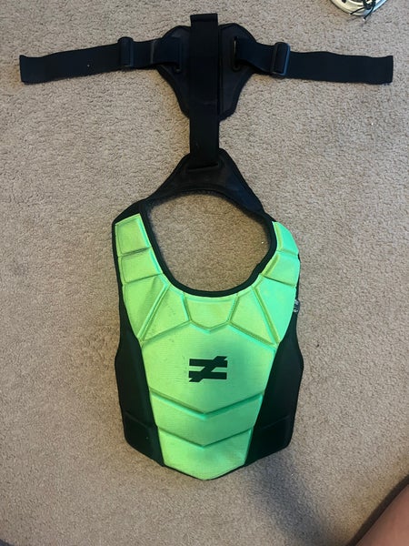 Unequal Player Shoulder Pad Large (Used)