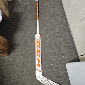 Senior CCM Extreme Flex 4 Regular Goalie Stick 26" Paddle (Used)