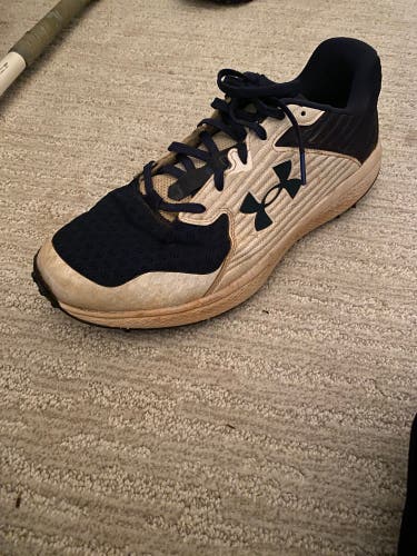 Men's Size M 12.5 (W 13.5) Adult Under Armour Shoes (Used)