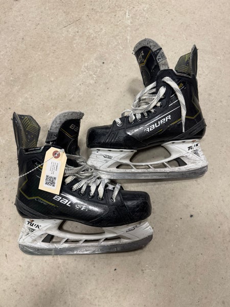 Senior Bauer Supreme M40 Hockey Skates 7.5 (Used)