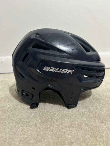 Medium Bauer Re-Akt 150 Helmet (Used)