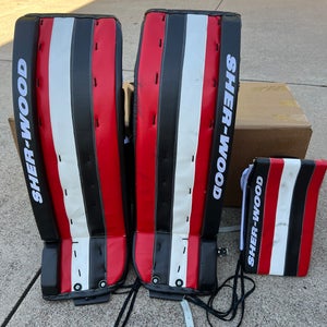 Sherwood T100 PL33 34” +1 leg pads & blocker