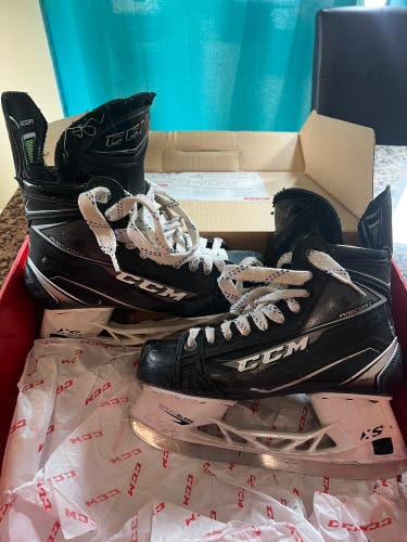 CCM Ribcor Titanium Hockey Skates Regular Width Size 6 (Used)