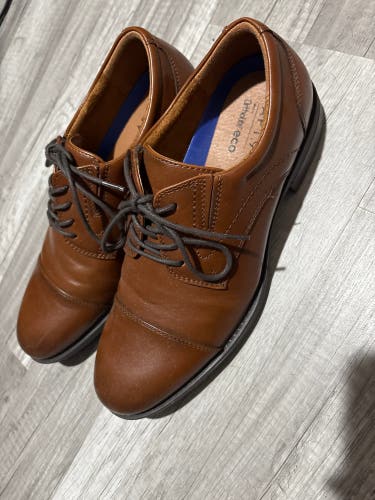 (Used) Dress shoes