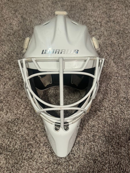 Senior S/M Warrior Ritual F2E+ Goalie Mask (Used)