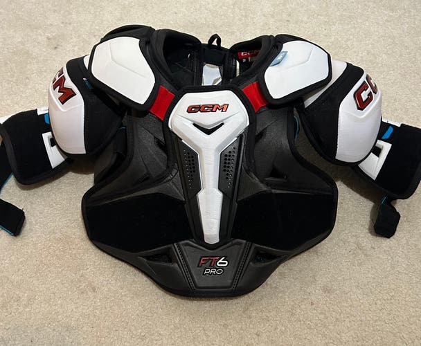 Medium Senior CCM JetSpeed FT6 Pro Shoulder Pads (Used)