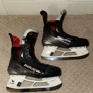 2023 Bauer Vapor X5 Pro Hockey Skates 7.5 (Used)