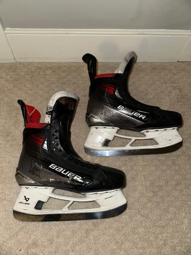 2023 Bauer Vapor X5 Pro Hockey Skates 7.5 (Used)