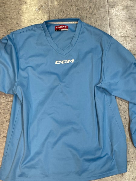 Blue Medium Men's CCM 5000 Jersey (Used)