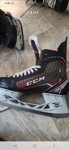 CCM JetSpeed FT350 Hockey Skates Regular Width 8 (New)