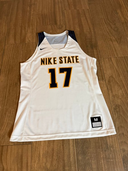 Nike State Hyperelite Basketball Jersey women’s M