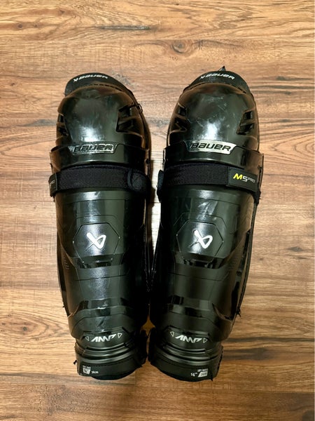 Intermediate Bauer Supreme M5 Pro 14" Shin Pads (Used)