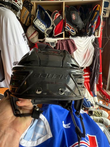 Hockey Player Helmet - Bauer