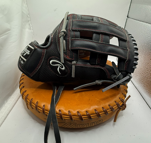 Outfield RH Rawlings Heart of the Hide Baseball Glove 12.75" (Used)