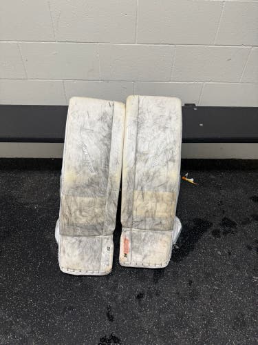 Large Bauer Supreme S190 Goalie Leg Pads (Used)