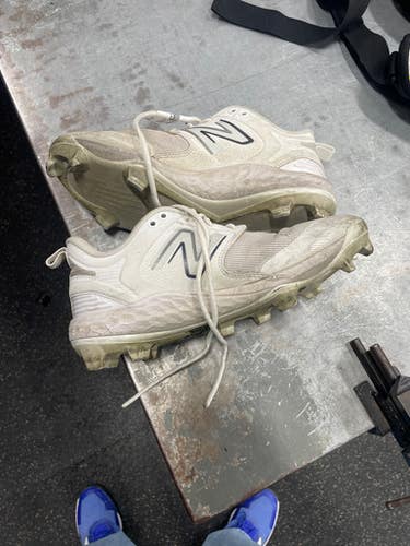 Used New Balance LAX Cleats Mens White Senior 10 11337-S000476124