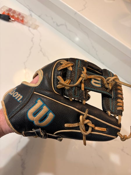 Infield Wilson Baseball Glove 11.5" (Used)