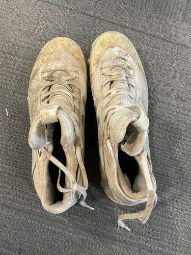 Used New Balance LAX Cleats Mens White Senior 7.5 11614-S000226848