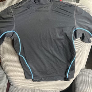 Bauer (Used) Neck guard Shirt BNQ certified Youth Large