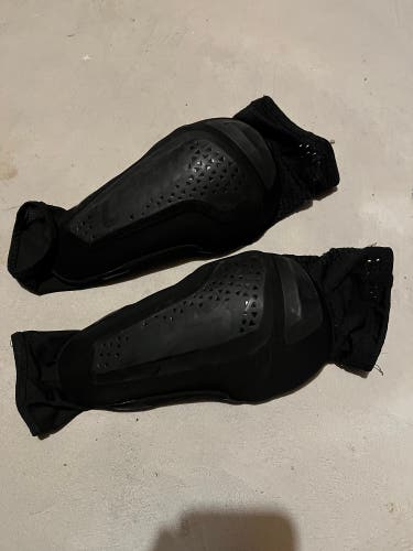 Leatt Elbow Pads Adult