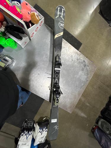 Used Rossignol EXPERIENCE 76 Boys DH Ski/Binding Black 146 cm 11605-S000210945