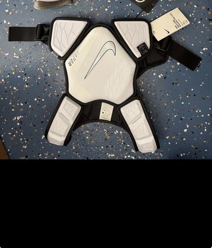 Medium Adult Nike Vapor Elite Shoulder Pads (New)