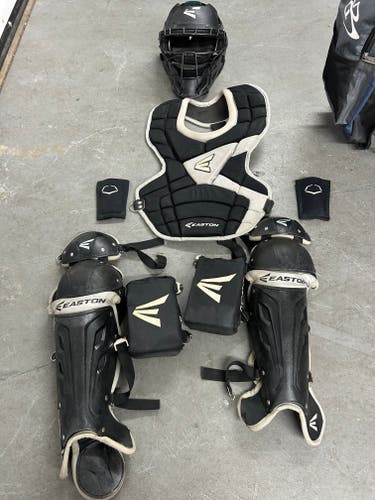 Easton Elite X Catcher's Chest Protector (Used)