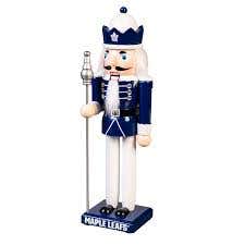 Maple Leaf Nutcracker