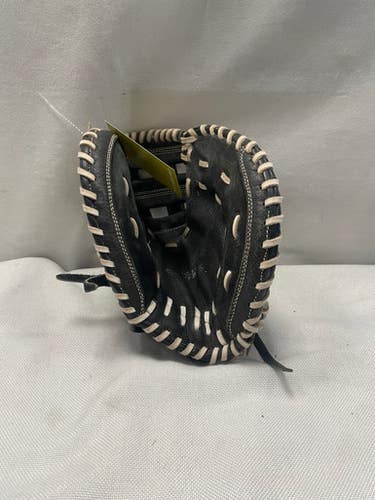 Used Easton PROWESS BB/SB Catchers RH Throw Black 32 1/2" 11490-S000267597