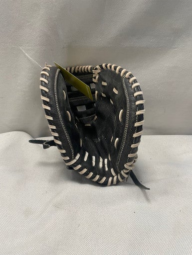 Used Easton PROWESS BB/SB Catchers RH Throw Black 32 1/2" 11490-S000267597