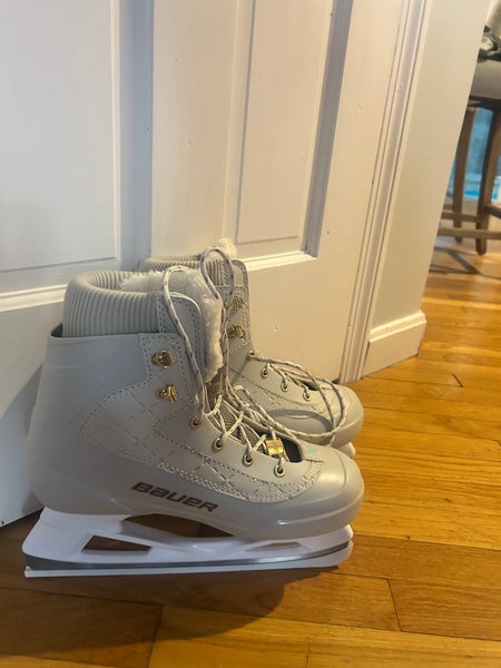 Bauer Tremblant Recreational Hockey Skates 8 (Used)