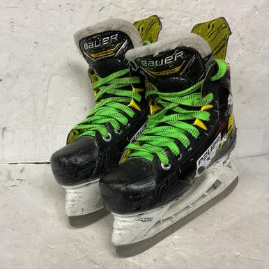 Used Bauer SUPREME M4 Junior Hockey Skate White/Black/Yellow Junior 02 11855-S000195939