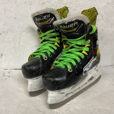 Used Bauer SUPREME M4 Junior Hockey Skate White/Black/Yellow Junior 02 11855-S000195939