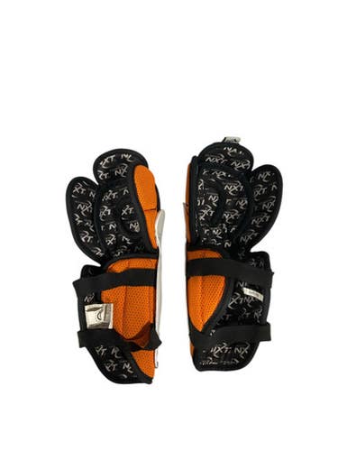 Used WinnWell SLITE Junior Shin Guards White 11" 11847-S000031604