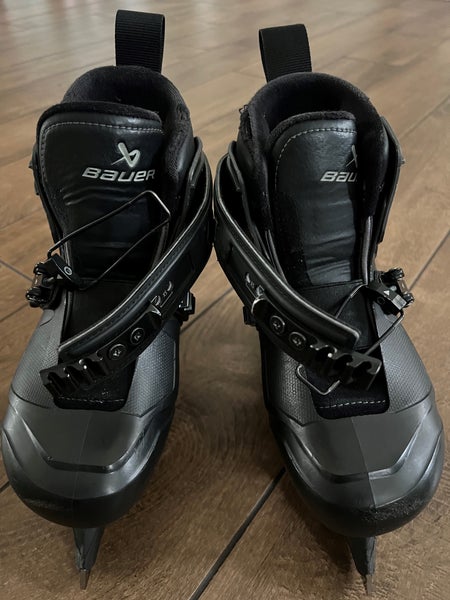Bauer Konekt 2 Hockey Goalie Skates Size 4 (Used)