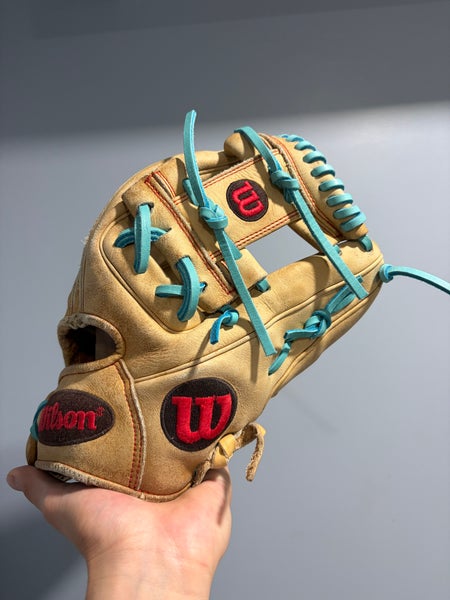 Wilson A2000 RH Infield Baseball Glove 11.5" (Used)